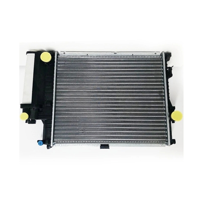 Chladič vody motora BMW 5 E39 520i 523i 528i 520x439x32 mm